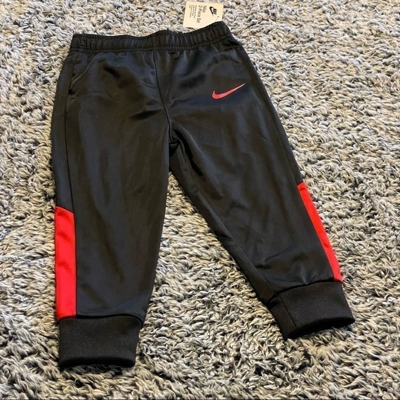✅5x Host Pick✅ Nike Sweat Suit, 24M - Picture 9 of 11